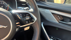 Jaguar F-Pace 2.0 D200 R-Dynamic SE Black 5dr Auto AWD Diesel Estate